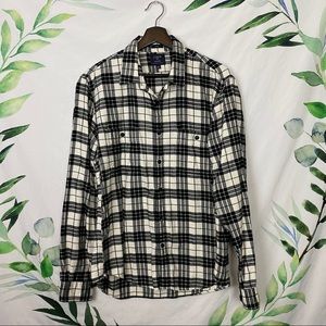 J.Crew Men’s Black and White Flannel Size Large